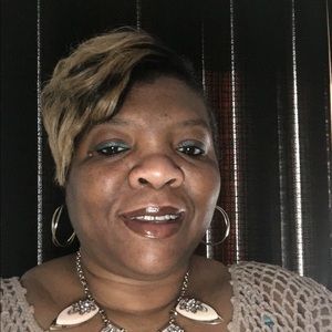 Meet your Posher, Felecia