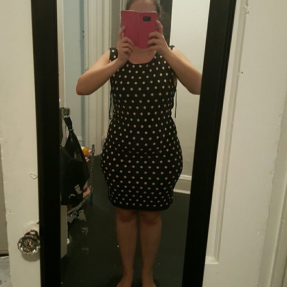 Marta polka dot sweater dress -alice and olivia - Picture 4 of 4