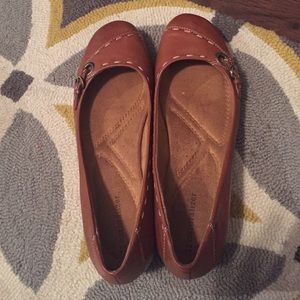 Naturalizer brown flats. Worn once.