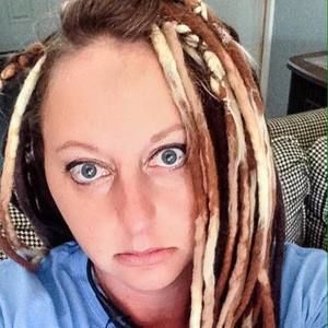 Meet your Posher, Manda