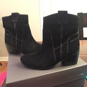 New Vince Camuto Black boots