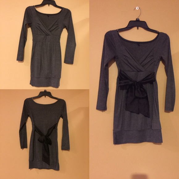 Grey Mini dress with bow