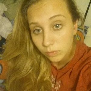 Meet your Posher, Deanna