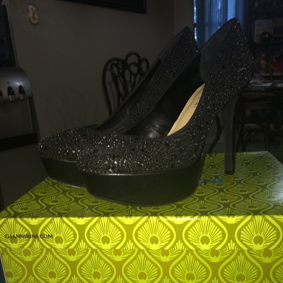 Black Brand New heels by Gianni Bini. Size 6 1/2