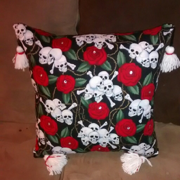 Pillows - Picture 1 of 1