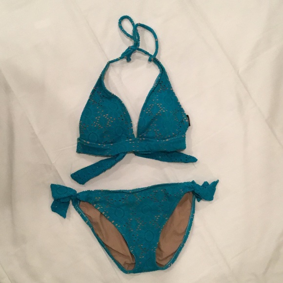 👙 MOSSOMO 2-PIECE
