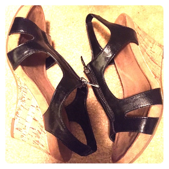 Arerosoles wedges size 8 1/2