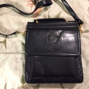 Belle Rose British crossbody purse