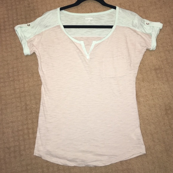 Express color block pocket tee w/ button detail