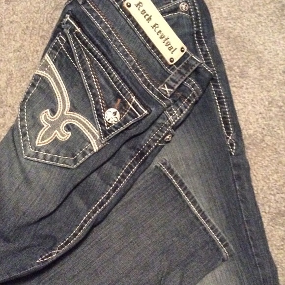 Size 28 Rock Revival Skinny Jeans