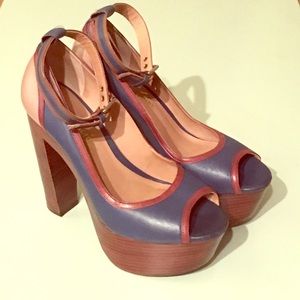 Platform heels by Pour La Victoire