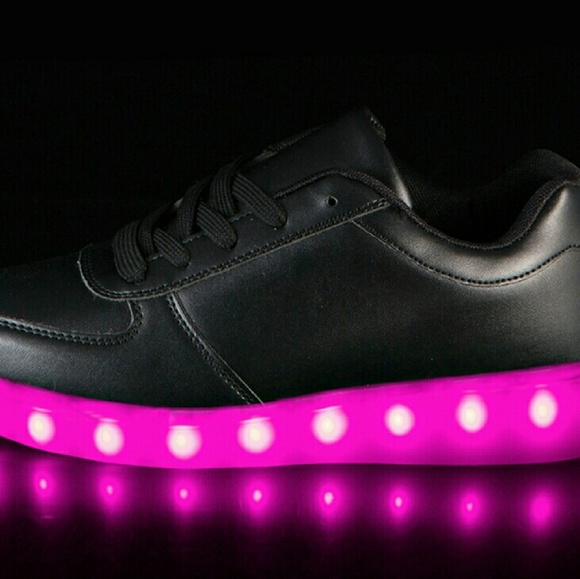 LED Shoes 5 Black Low Top US Mens Size 5 main image 2