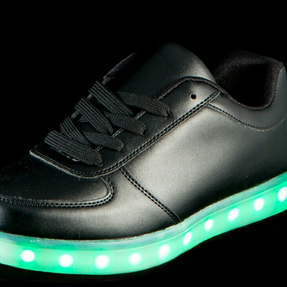 LED Shoes 5 Black Low Top US Mens Size 5