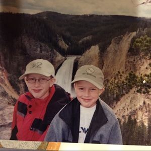 Meet your Posher, Robin