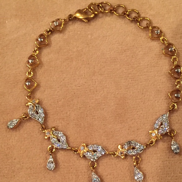 Dainty Bracelet - Picture 1 of 2