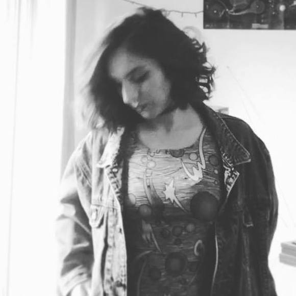 Meet your Posher, Diamond - Picture 2 of 8