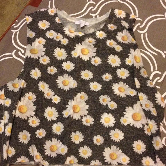 NWOT Delia's t-shirt