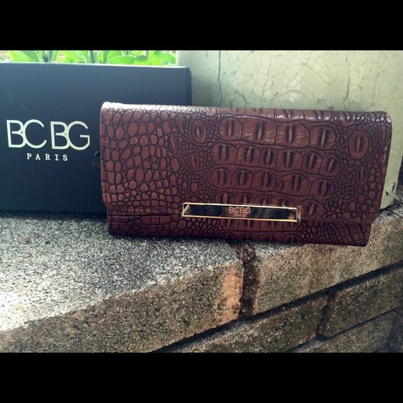 BCBG Paris Wallet