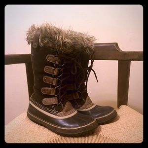 Sorel Joan of Arc snow boots