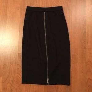 Black Highwaisted Skirt