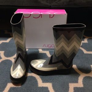 Chevron Rain Boots