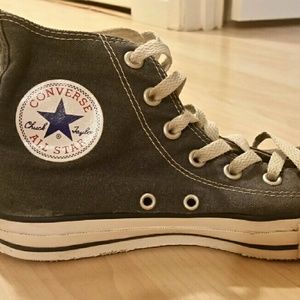 High Top Chuck Taylor Converse All Stars