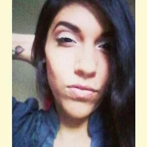 Meet your Posher, Corina