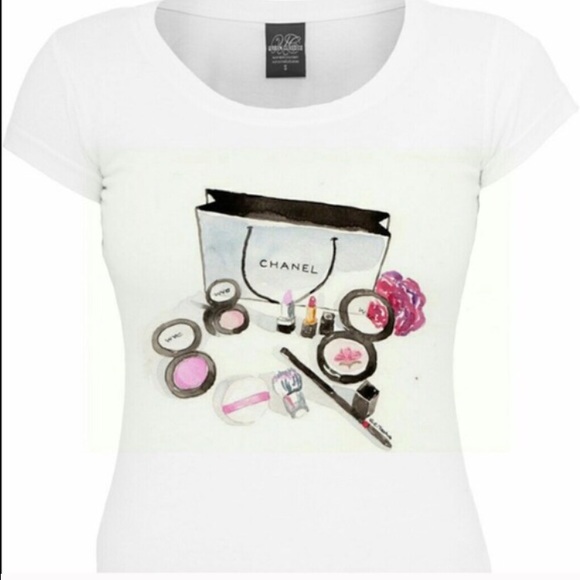 Chanel tee