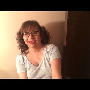 Meet your Posher, Carol