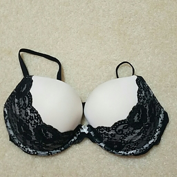 Victoria's Secret Bombshell add 2 cup size bra