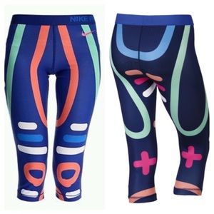 Nike Pro Loops and Lines Training Capris