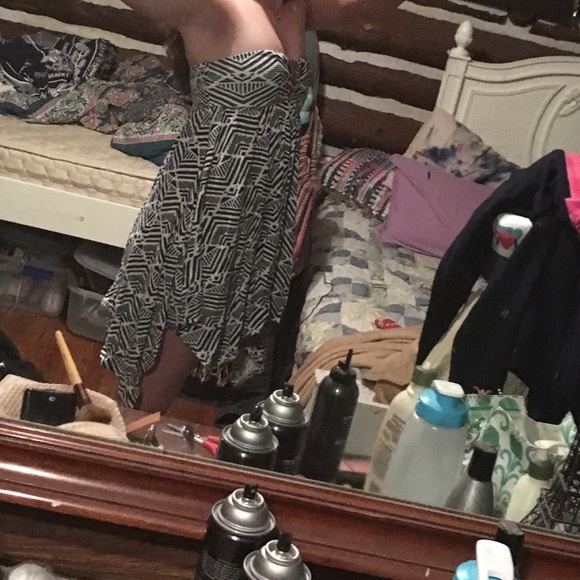 Short Roxy Dress - Picture 3 of 4