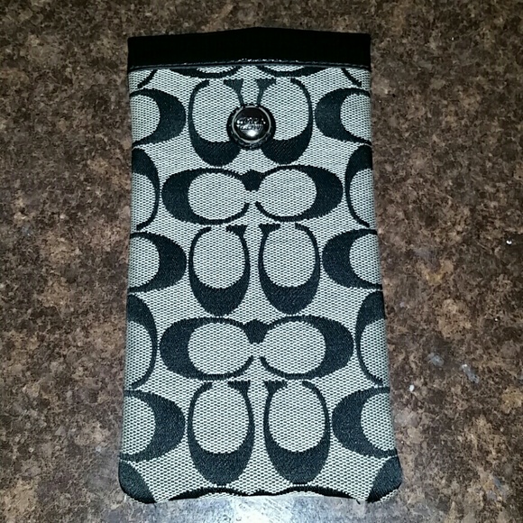 Coach sunglass pouch
