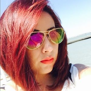 Meet your Posher, Maria