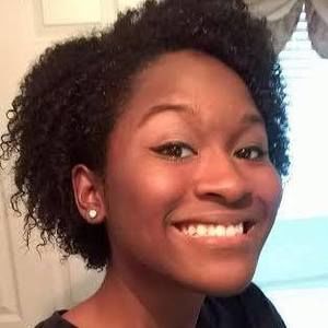 Meet your Posher, Chrystal