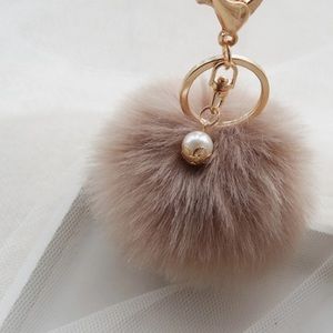 Rabbit faux fur keychain/ pom Pom keychain