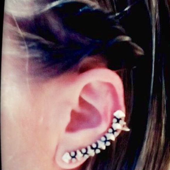 Last One🌟HPick🌟SunaharA Dynasty Ear Climber/cuff - Picture 5 of 6