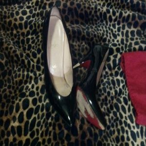 Christian Louboutin 38.5