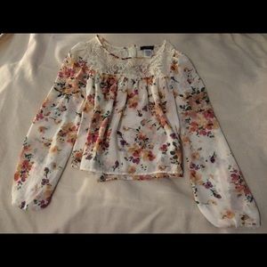 Long sleeve crop top