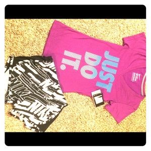 ❗️NWT Nike Vneck shirt