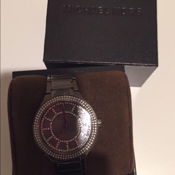 Michael Kors watch - Picture 1 of 3