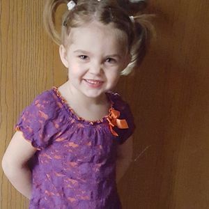 Meet your Posher, Danae