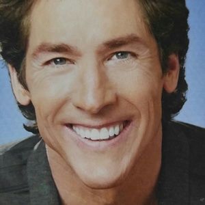 Meet your Posher, Javier