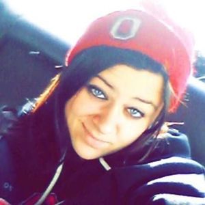 Meet your Posher, Carrie