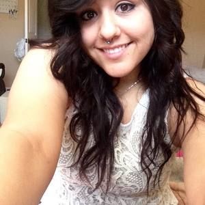 Meet your Posher, Adriana