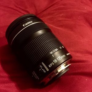 Canon 18-135mm zoom lens- SOLD