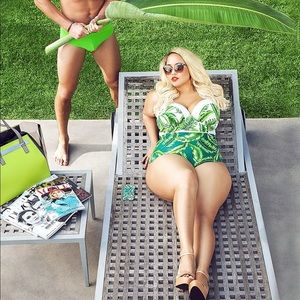 ISO Gabi Fresh Swim Sexy Size 20 or 22