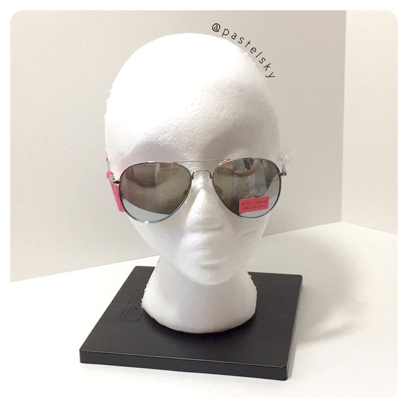 🆕 BETSEY JOHNSON aviator sunnies - Picture 5 of 6