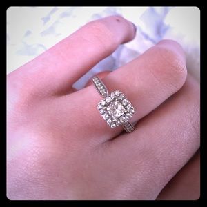 Engagement ring 👰🏻