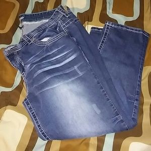 Jeans/capri bundle for peechez